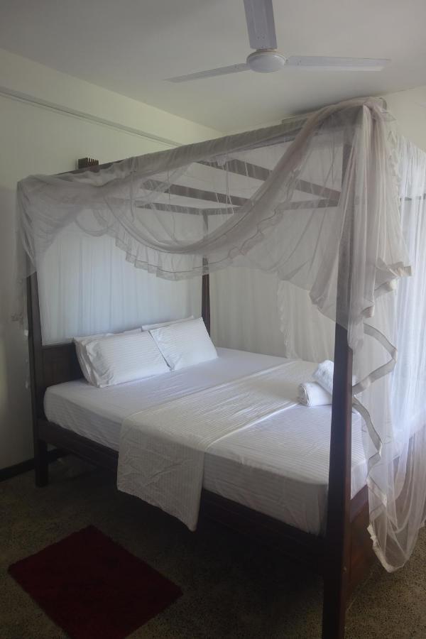 Wh Beach Resort Велигама Экстерьер фото